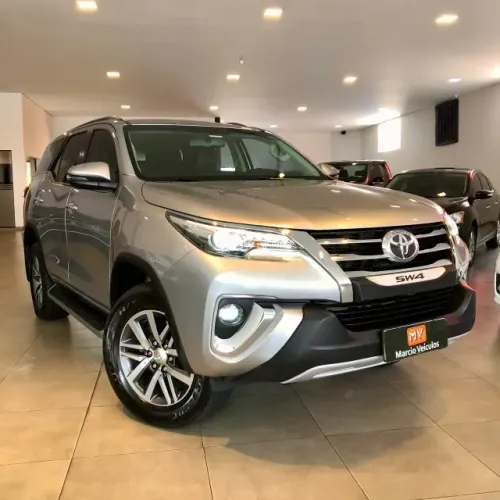 Toyota Hilux SW4 SRX 4X4 2.8 TDI 16V Dies. Aut. 2019