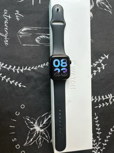 Apple Watch Series 5 45 mm