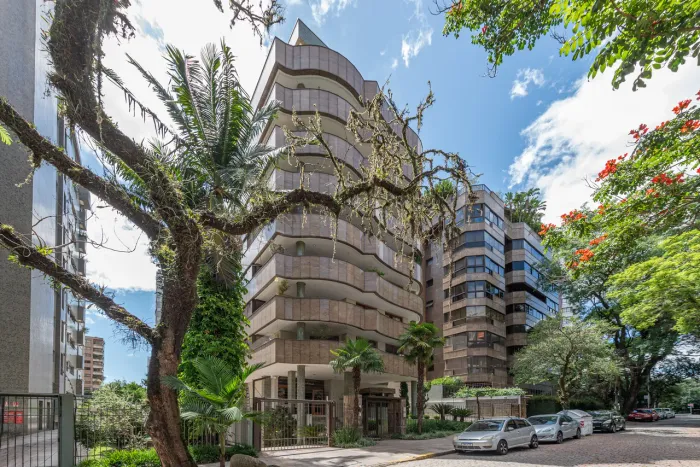 Cobertura (4) quatro suítes, 562m2 na Bela Vista.