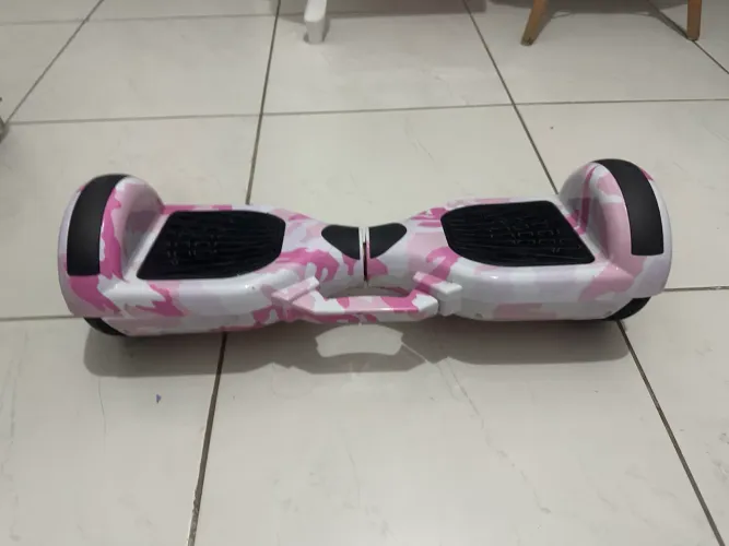 NÃO É DOAÇÃO ?.Hoverboard em perfeito estado de funcionamento