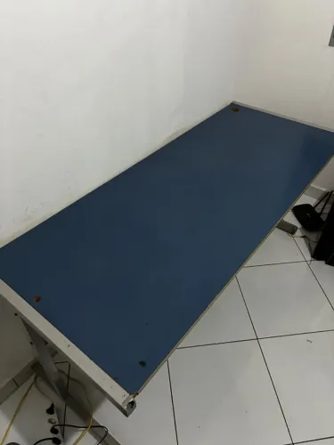 Mesa de Escritório Grande