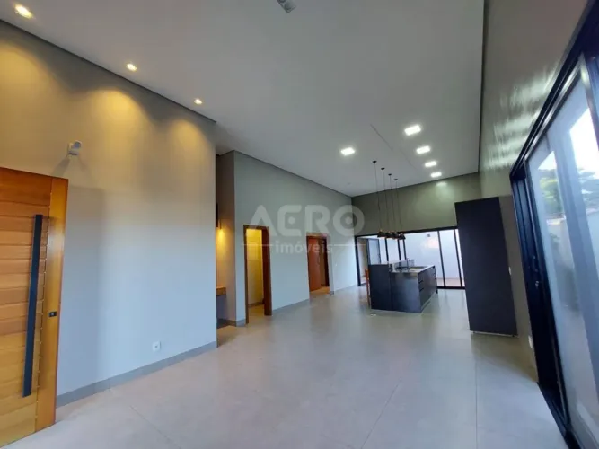 Casa para aluguel com 296,1 m² e 3 quartos em Samambaia Parque Residencial, Bauru - SP