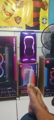 Vendo JBL partybox 130 lançamento lacrada apenas 2.299 ZAP *90 aproveite 