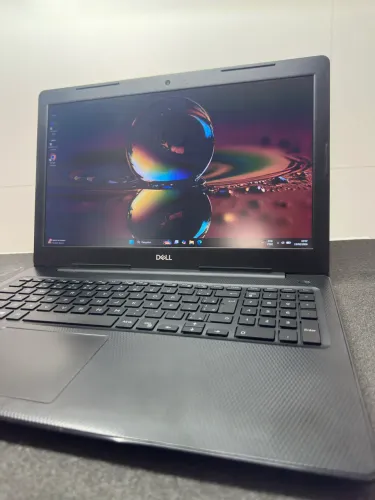 Notebook Dell i7 com placa de vídeo 