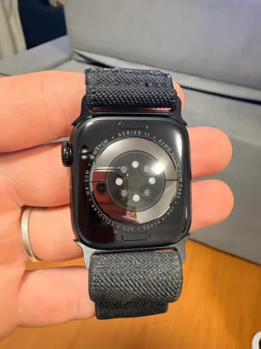 Apple Watch Series 11 (42mm) - Preto | GPS + Cellular