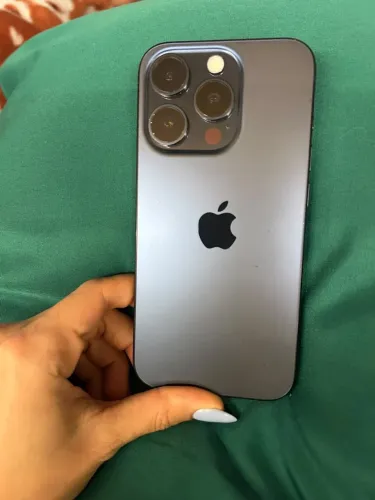Iphone 15 pro 256g usado