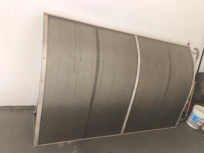 Toldo de policarbonato