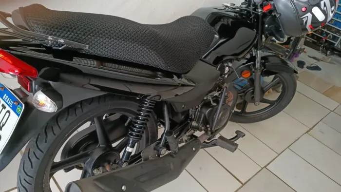 Moto nova do meu uso nunca trabalhou com Uber nem 99 nenhum aplicativo uso de casa