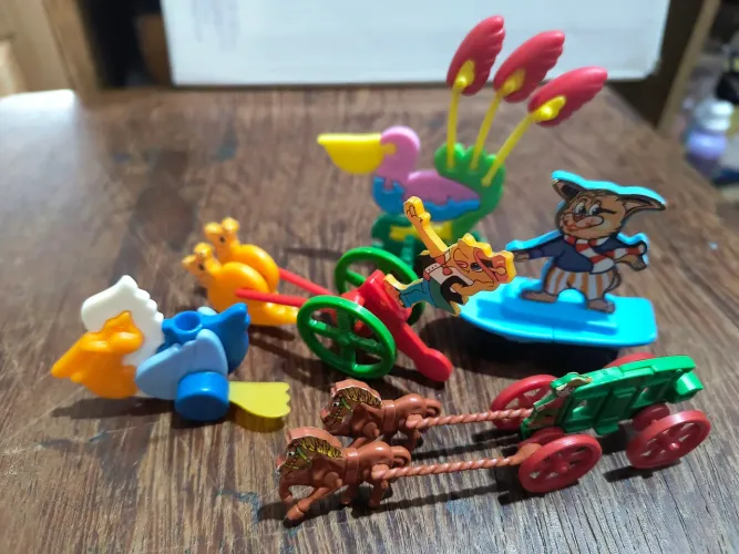 Brinquedos Kinder ovo anos 90 lote