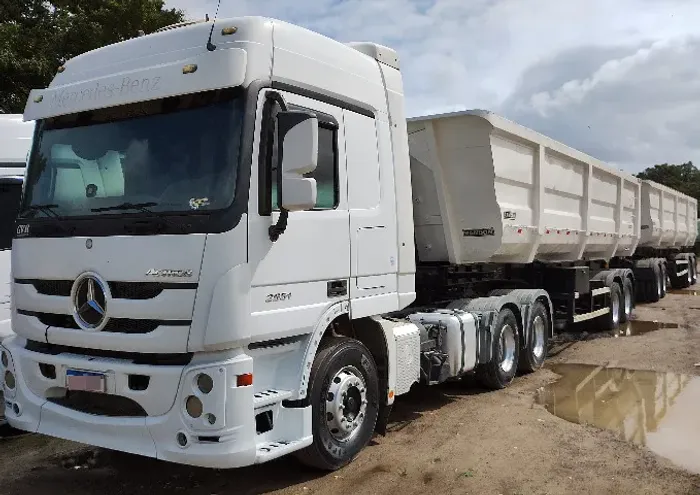 Baixou MB Actros 2651 Ano 2019 com Rodocaçambas
