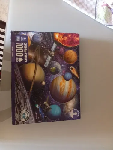 Vendo quebra cabeça de mil peça viagem cósmica