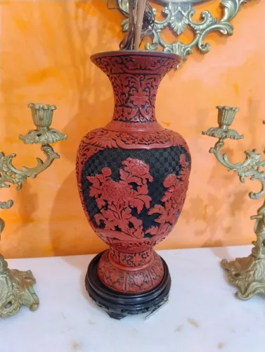 Vaso Chinês em Laca