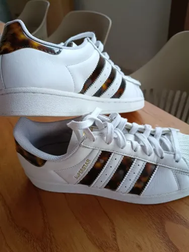 Tênis Adidas superstar original