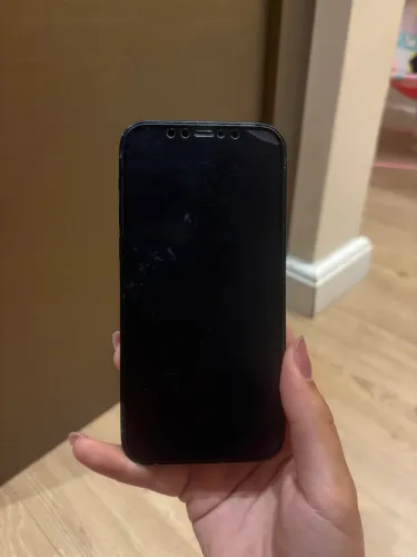 iPhone 12