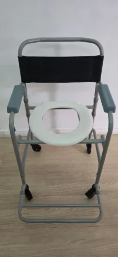 Cadeira de banho e higiênica
