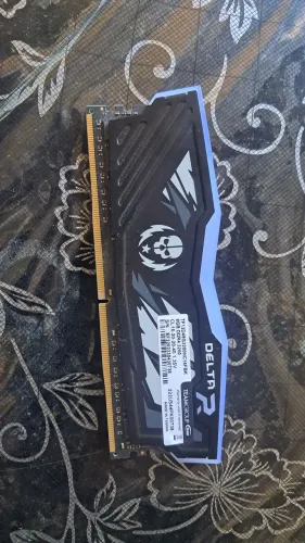 Memória ram 8GB DDR4 3200mhz RGB T-Force