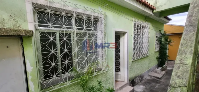 Casa para locação com 1 quarto em Bento Ribeiro