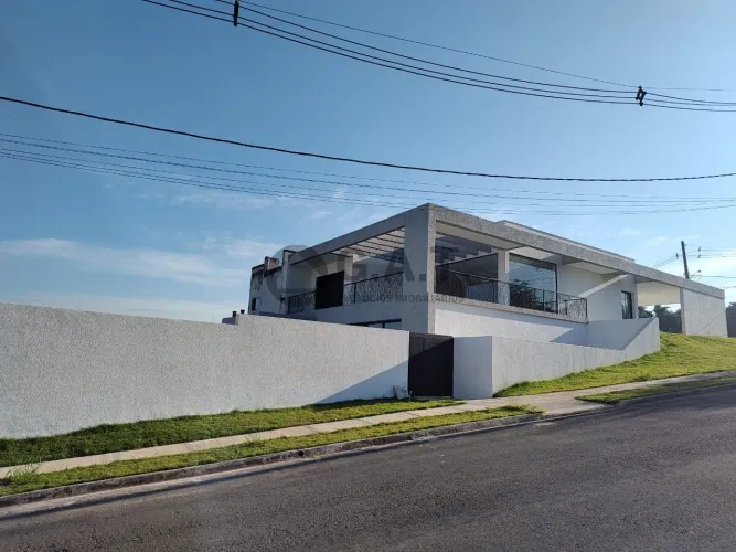 Casa em condomínio para locação no Jardim Novo Mundo, Sorocaba-SP: 3 quartos, 3 suítes, 3