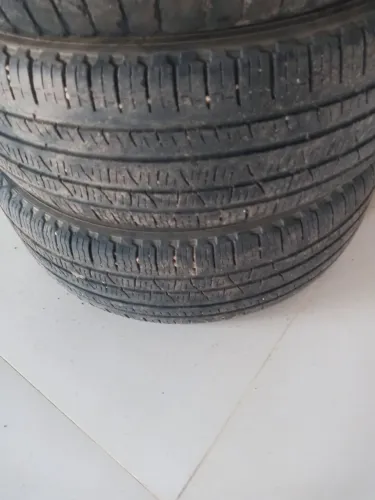 Vendo Pneus Pirelli Scorpions