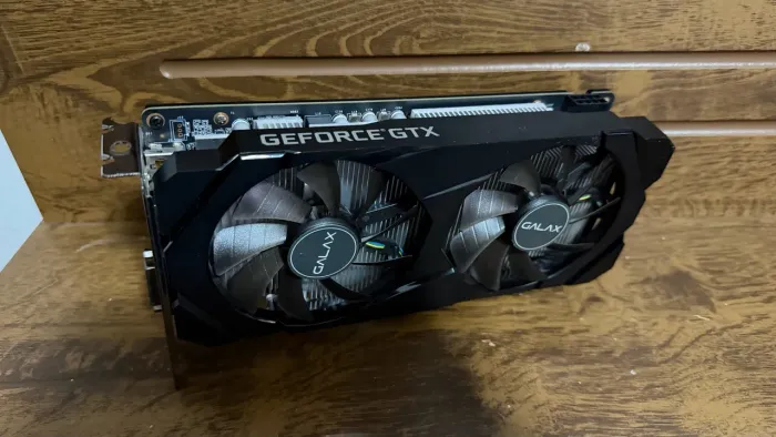 GPU 1660 super 8gb Galax 