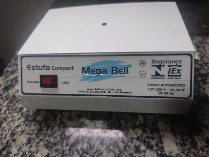 Vende-se uma estufa compacta esterelix da marca Mega Bell , foi usada poucas vezes . 