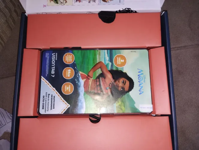 Tablet infantil sem uso já com capa