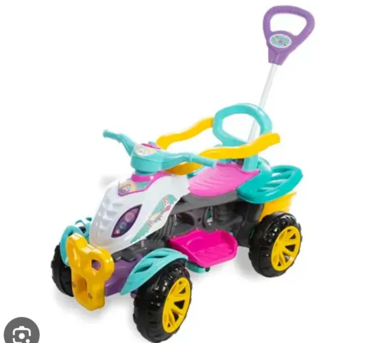 Carrinho passeio quadriciclo menina