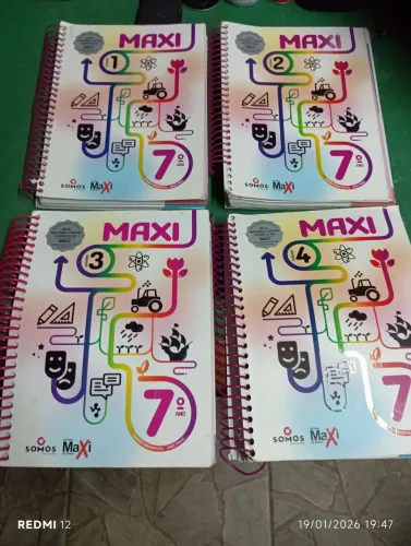 Conjunto de Livros 7º Ano - Sistema Somos Maxi | Completo e Conservado