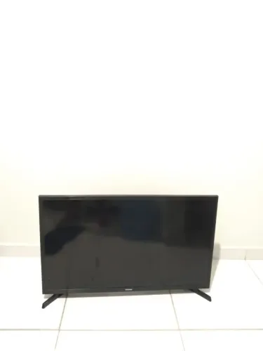 TV Samsung 32" HD UN32J4290AG