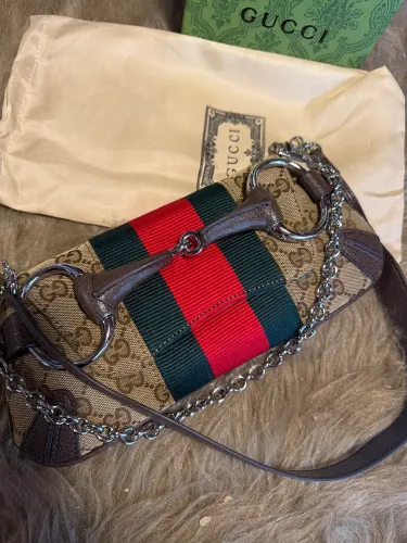 Bolsa Gucci Small Horsebit Chain Sholder Linha Premium