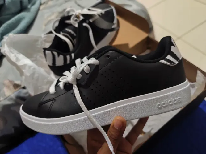 Tênis Adidas Original 38