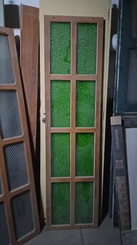 Porta/Painel/Divisória com vidro verde