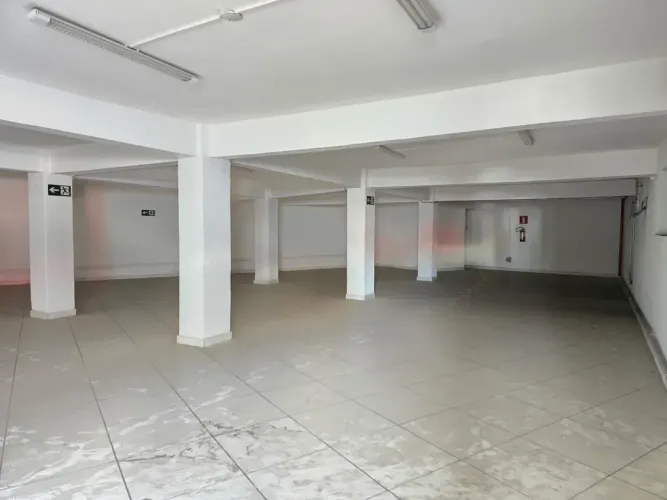 Excelente Lojão c/ 280 m2 Av. Londres no Eldorado - Contagem MG