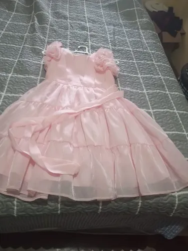 vende vestidos feminino infantil seminovos