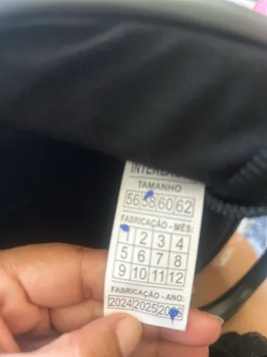 Capacete nunca usado