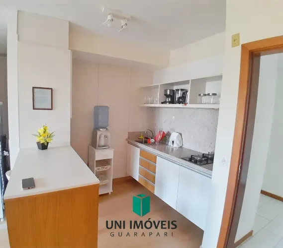 Luxuoso apartamento na Praia de Peracanga com área de lazer completa - Oportunidade