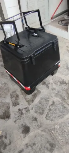 Baú de moto 110L NAKABOX + Suporte Forteck<br>Baú de Moto 110L NAKABOX + Suporte Forteck - Id
