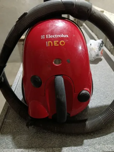 Aspirador de pó Eletrolux Neo 1200W