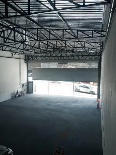 Comercial - Km 18