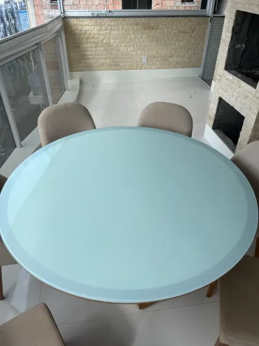 Mesa de Madeira com Tampo de Vidro(Somente a mesa)