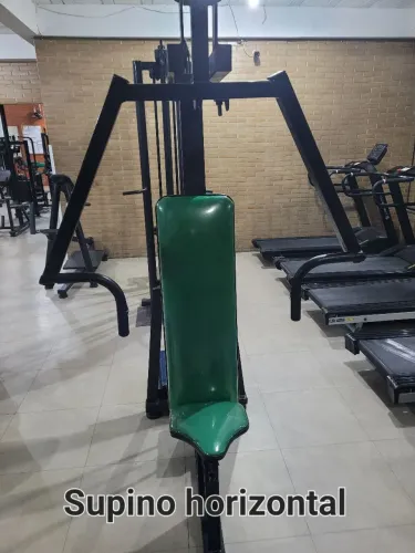 Aparelhos de musculação