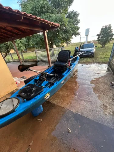Caiaque de pesca 