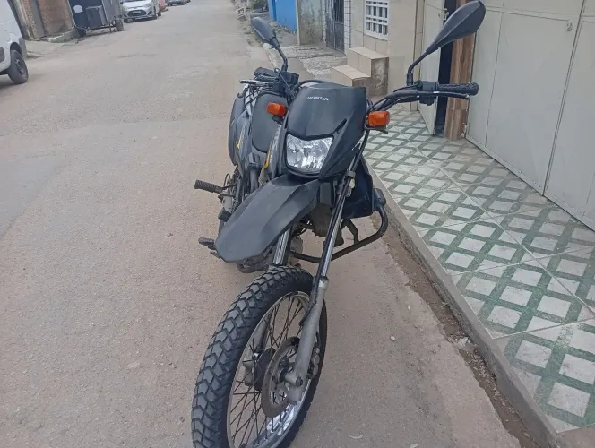 Bros 150 R$9.500