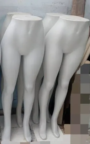 Manequim feminino pernas
