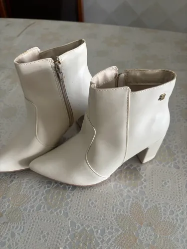 Bota Cano Curto Off White Shein - Tam. 37