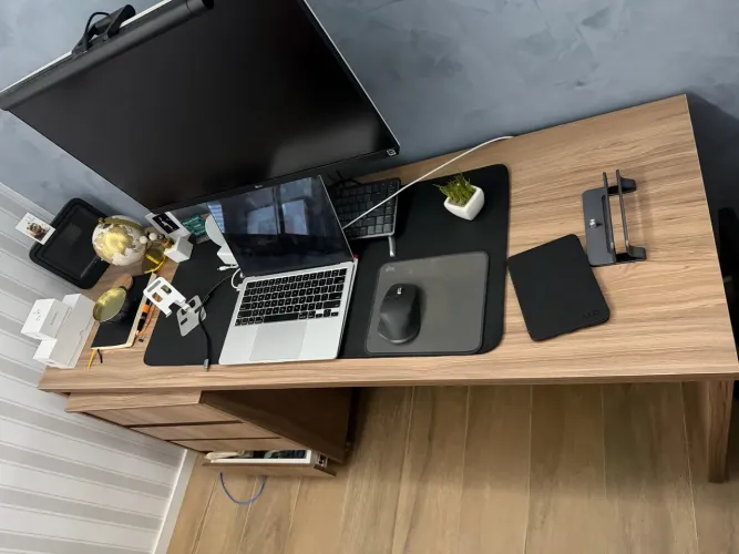 Escrivaninha / Mesa de escritório