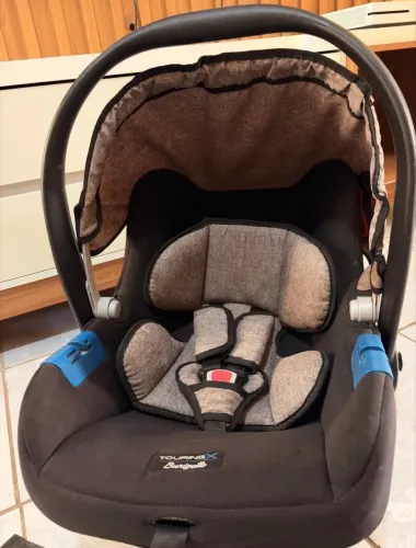 Bebê conforto Burigotto