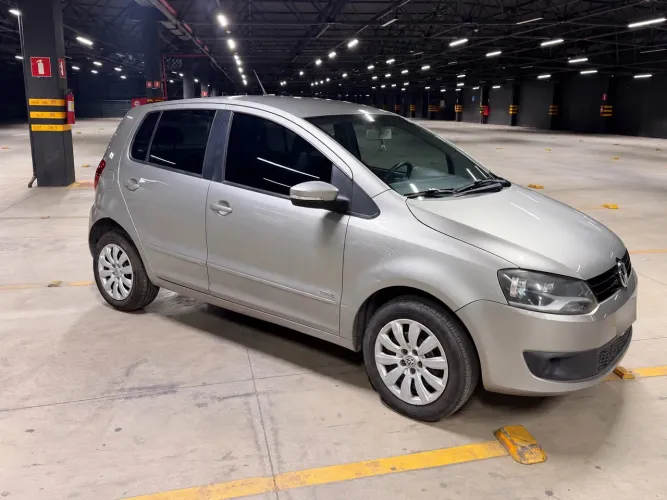 Volkswagen Fox 1.6 MI Total Flex 8V 5P 2014