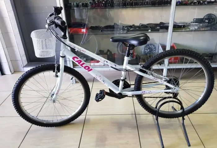 Bicicleta infantil Caloi Ceci aro 20