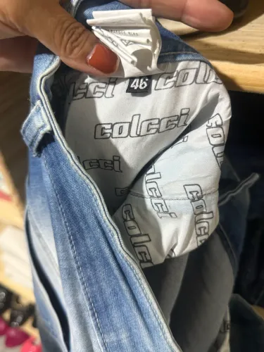 Bermuda jeans Colcci, tamanho 46